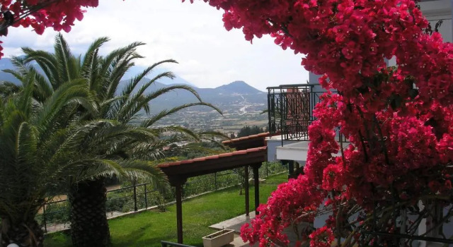 Studios Rania - Rania Studios & Apartments, Book Apartment Hotels in Lassi with Parking, Parking