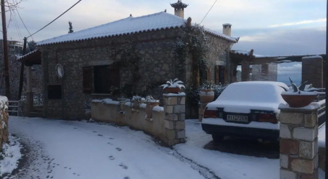 Коттедж с 2 комнатами Stone house with panoramic view