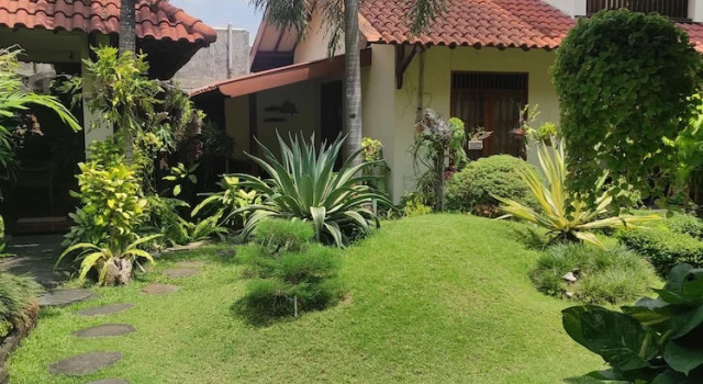 Номер Standard с балконом Duta Guest House
