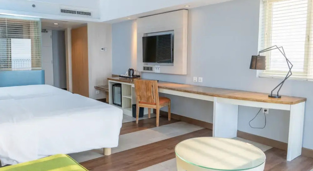 Luxo quarto varanda e com vista para o oceano Mercure Convention Centre Ancol