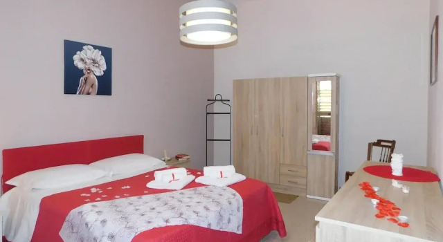 Nice Home in Avola With 1 Bedrooms and Wifi