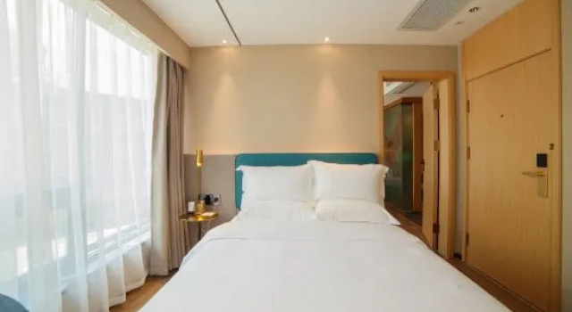 Люкс Cheermay Hotels (City Balcony Beach Store)