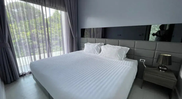 Апартаменты Comfort с балконом и с видом на горы Mountainview Apartment in Naiharn