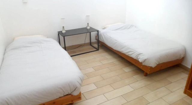 House With 5 Bedrooms in Courzieu, With Furnished Garden and Wifi, Rezerwuj Hotel Courzieu Owernia