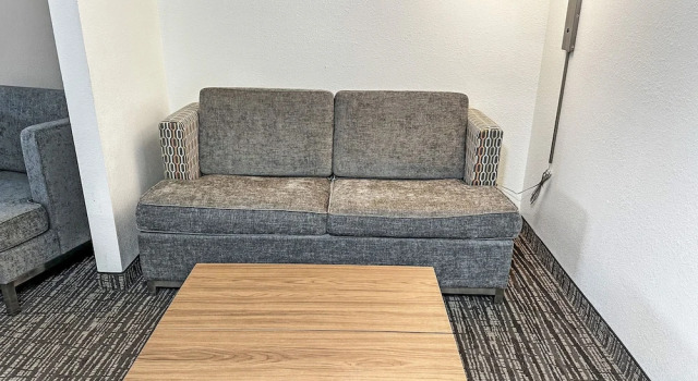Номер Deluxe Estherville Hotel & Suites