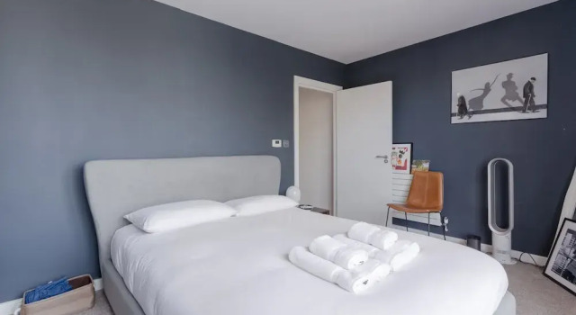 Spacious 1 Bedroom Apartment in Hackney, Varaa Huoneisto Asunnot kohteessa Merseyside, Huoneisto