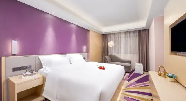 Люкс Standard Lavande Hotel Shenzhen International Convention and Exhibition Center & Shajing Jingji Baina