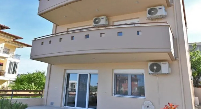 Meloida Apartment by TravelPro Services- Nea ..., Book Apartment  