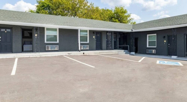 Cute & Friendly 1-BR 10 Mins From Nash