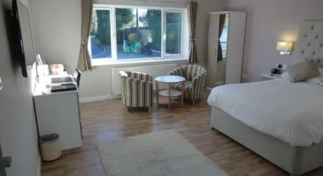 Coombe Dale Accommodation