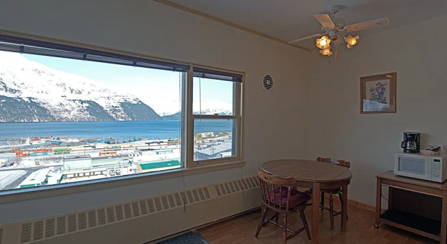 Glacier View Condo Suites, Buchen Sie Hotel Whittier Alaska