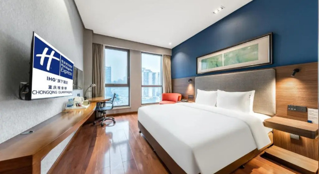 Двухместный номер Standard Holiday Inn Express Chongqing Guanyinqiao by IHG
