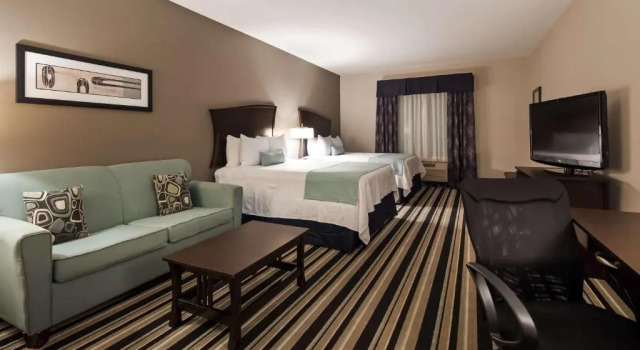 Четырёхместный номер Standard Best Western Plus Sand Bass Inn and Suites