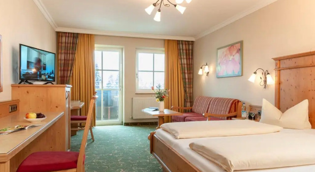 Hotel zur Post, Prenota Hotel Rohrdorf Chiemgau
