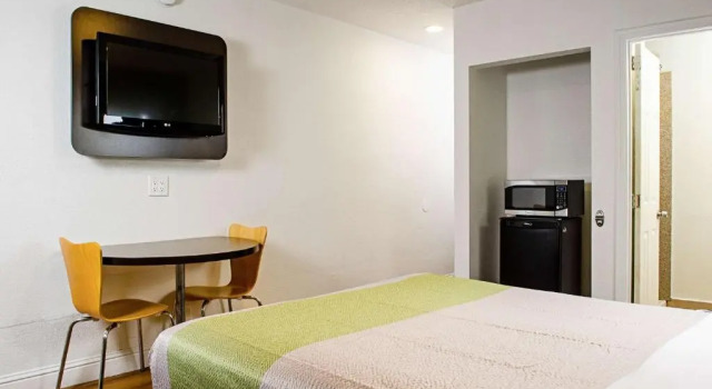 Номер Standard Motel 6-Modesto, CA - Downtown