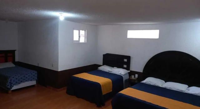 Трёхместный номер Standard Hotel Alameda Maravatio