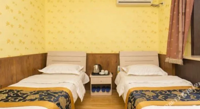 Lianchi Hotel, Book Hotel Hotels in Liaoning with Parking, Parking