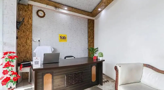 Fabhotel Prayag Deep