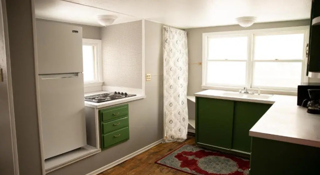 Rustic 2 Bedroom Boho Apartment, Забронировать Апартаменты/квартира Апартаменты Ларами, рядом с Matthew Shepard Memorial, Апартаменты/квартира
