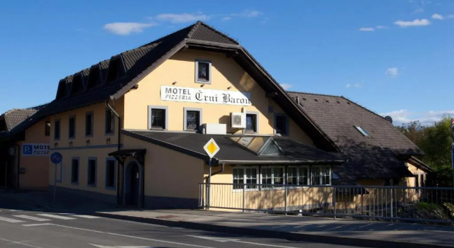 Črni Baron Pension Black Baron, Reserva ahora Hotel Malečnik 