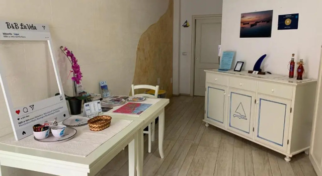 Domo La Vela - Affittacamere - Living SantAntioco, Забронировать Отель «постель и завтрак» Сант-Антиоко Sant’Antioco Island