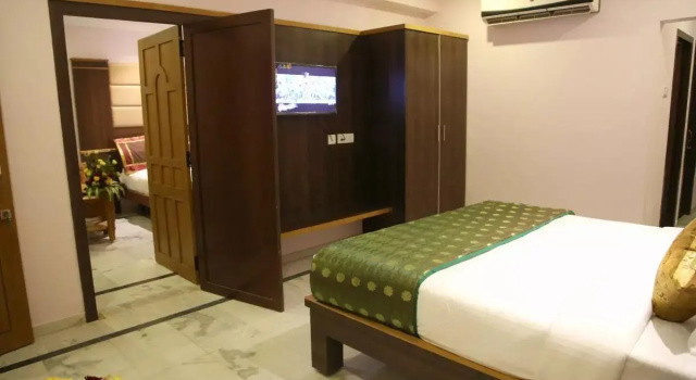 Семейный номер Standard Poppys S.E.T Residency Kumbakonam.
