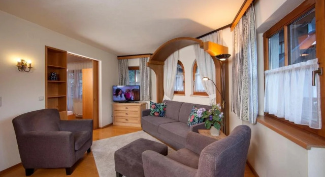 Apartments Dorfbäck, Забронировать Апартаменты/квартира Отели Тироля с бассейном, Бассейн