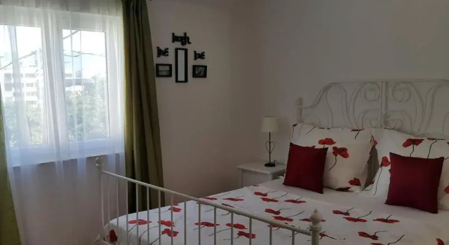 Cozy Apartment w/ WiFi+Parking+2 Bikes, Prenota Appartamento Splitska 