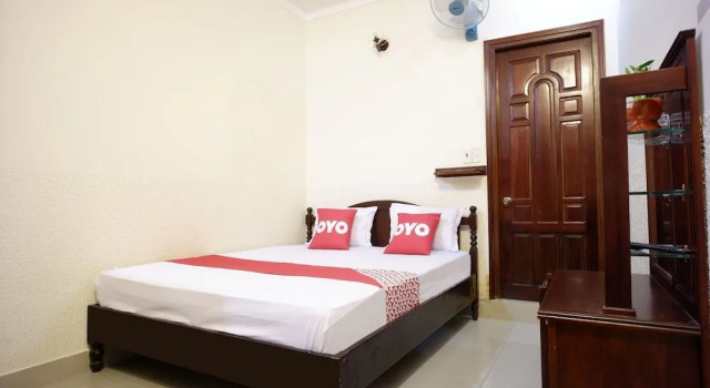 Oyo 1040 Xuan Quynh Hotel, Забронировать Отель Bad Gastein Хошимин, рядом с Ho Chi Minh City Hall