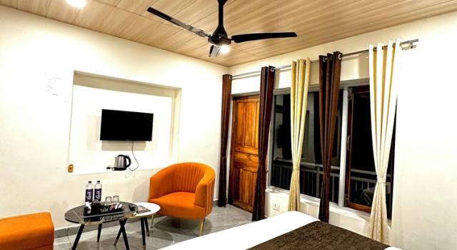Номер Deluxe Four Farm - Best Resort In Nainital For Family