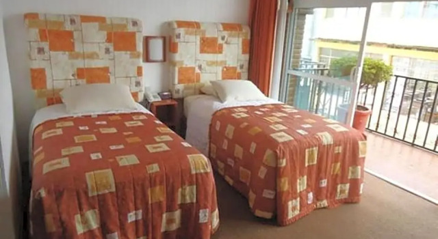 Трёхместный номер Standard Hotel Villa de Cortez