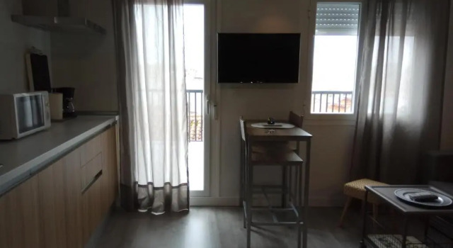 Apartamentos Suites Cariátide, Buchen Sie Ferienwohnung Plasencia Monfragüe
