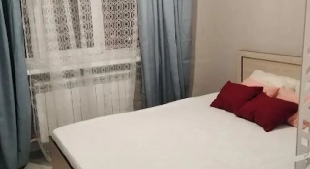 Apartments on Lisa Chaikina Street, Prenota Appartamento Hotel economici a Samara Region