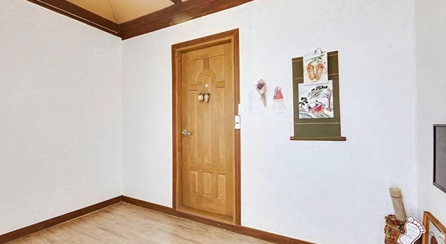 Jeonju Flowerwind Pension, Забронировать Отель Чонджу Чолла-Пукто, рядом с Конфуцианская школа хянгё в Чонджу