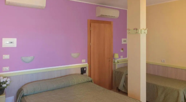 Трёхместный номер Standard Hotel Arco Romana