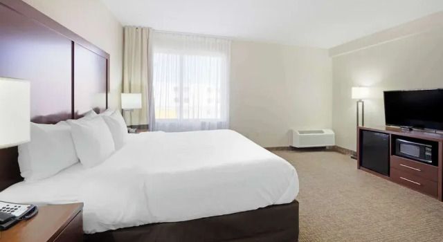 Двухместный люкс Comfort Inn & Suites Wichita Northeast