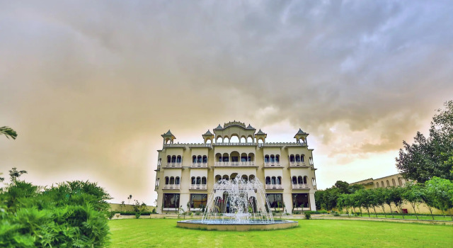 Regenta Resort Shyam Bharatpur, Забронировать Курортный отель Бхаратпур штат Раджастхан