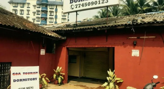 Goroomgo Goa Tourist Dormitory Goa, Boek Hotel Hotels in Noord-Goa met parkeren, Parkeren
