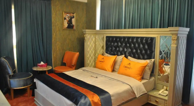 Апартаменты с 3 комнатами Manor Luxury Hotel Baku
