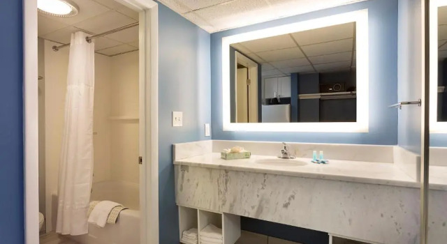 Номер Standard с частичным видом на океан Dayton House Resort - BW Signature Collection