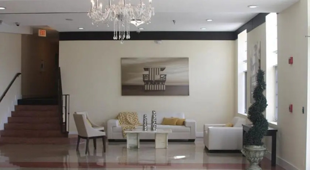 Apartment at Alden, Забронировать Апартаменты/квартира Майами-Бич Miami Metropolitan Area, рядом с Музей искусств Басс