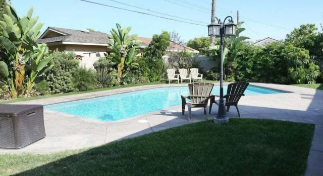 Lovely Anaheim Pool Home 1 Mile to Disney
