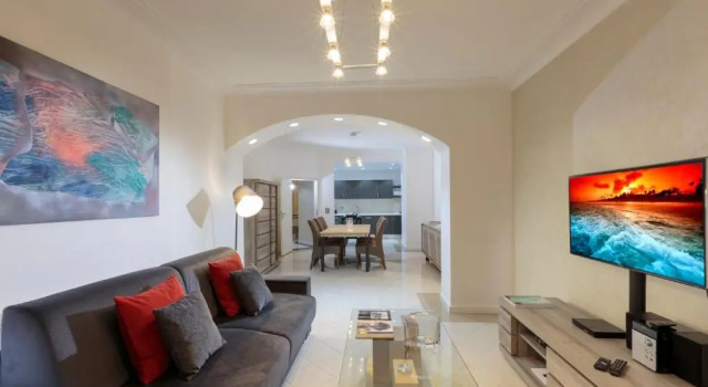 Апартаменты Executive с 2 комнатами The Queen Luxury Apartments - Villa Cortina