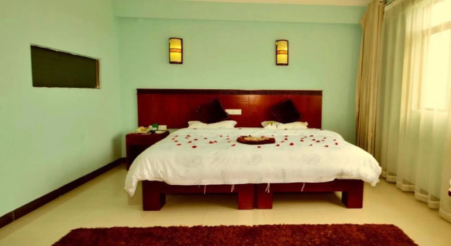 Sanya Jiulixiang Business Hotel, Book Hotel Sanya Hainan