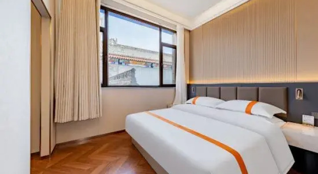 Люкс Luxury Zhaomu Qingcheng Hotel (Dazhao Temple Scenic Area Branch)