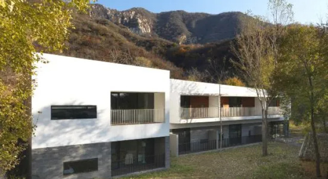 Suite Commune by the Great Wall