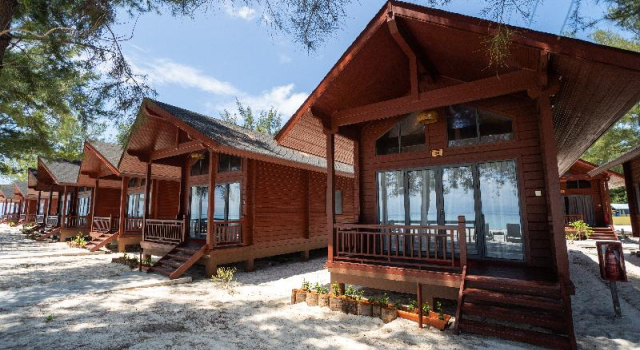 Шале Premium с балконом Sutera at Mantanani Island Resort & Spa