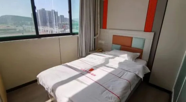 Семейный люкс Intercity shangkeyou chain hotel