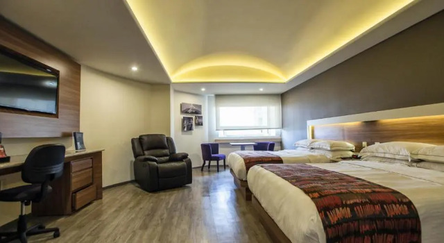 Номер Deluxe JF Grand Puebla