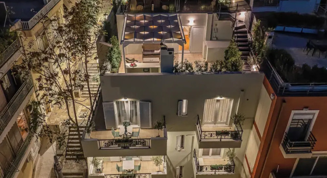 Mets Suites, Забронировать Отель Отели Афины с парковкой, рядом с Театр Паллас, Парковка